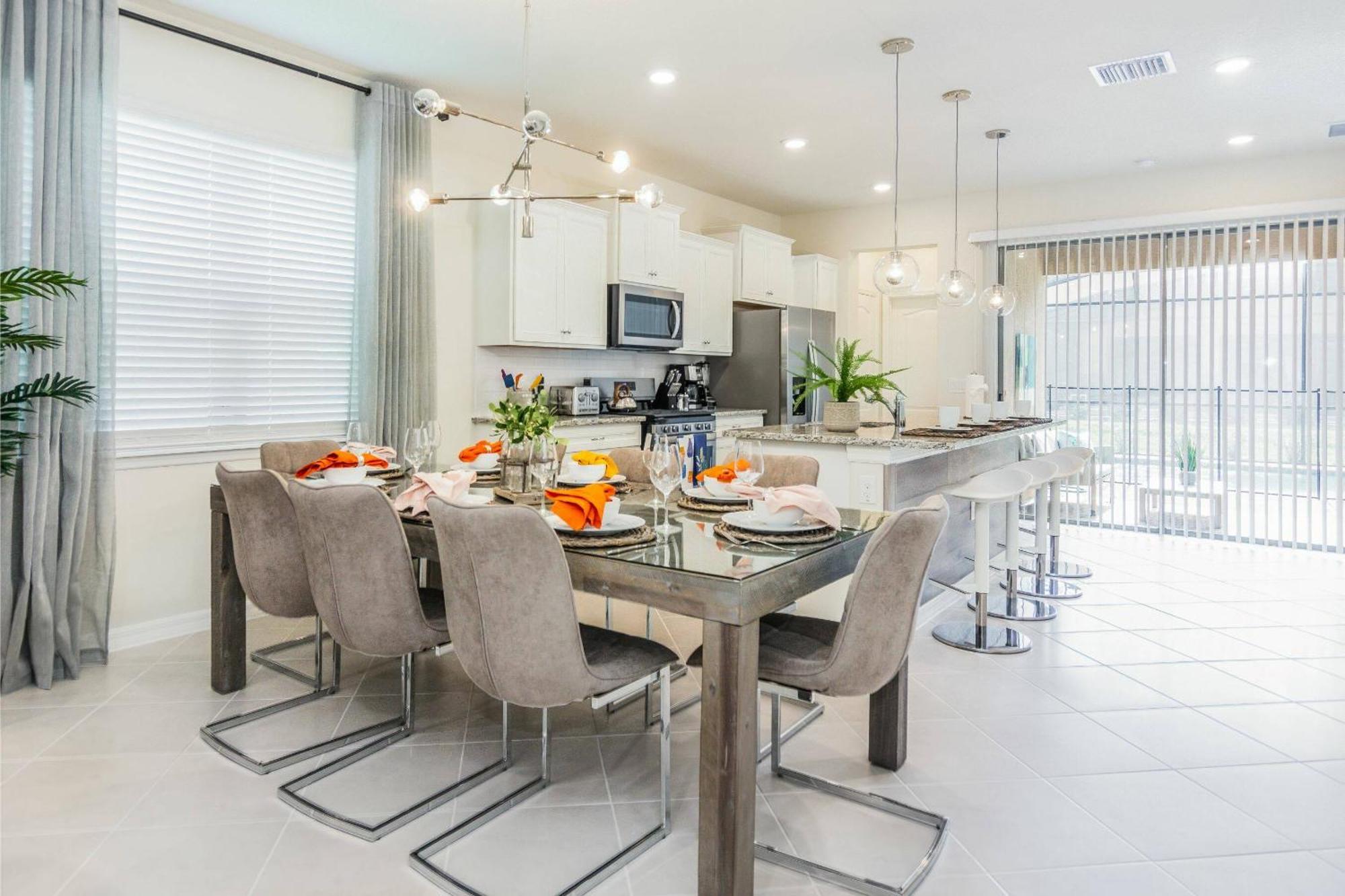 Fabulous With Pool At Solterra St5501